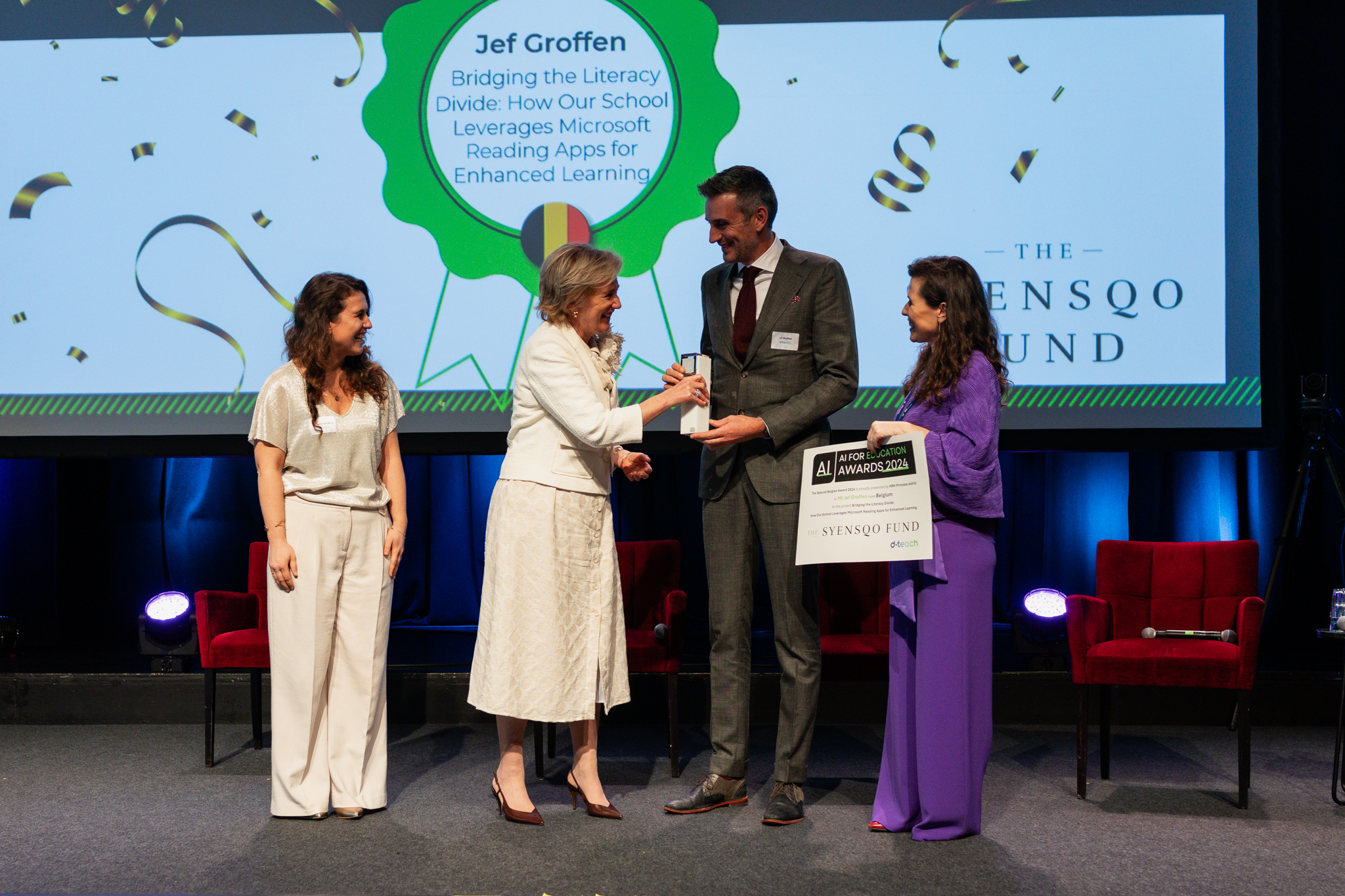 Jef Groffen receiving an award on stage at the AI for Education Awards in Oslo in 2024